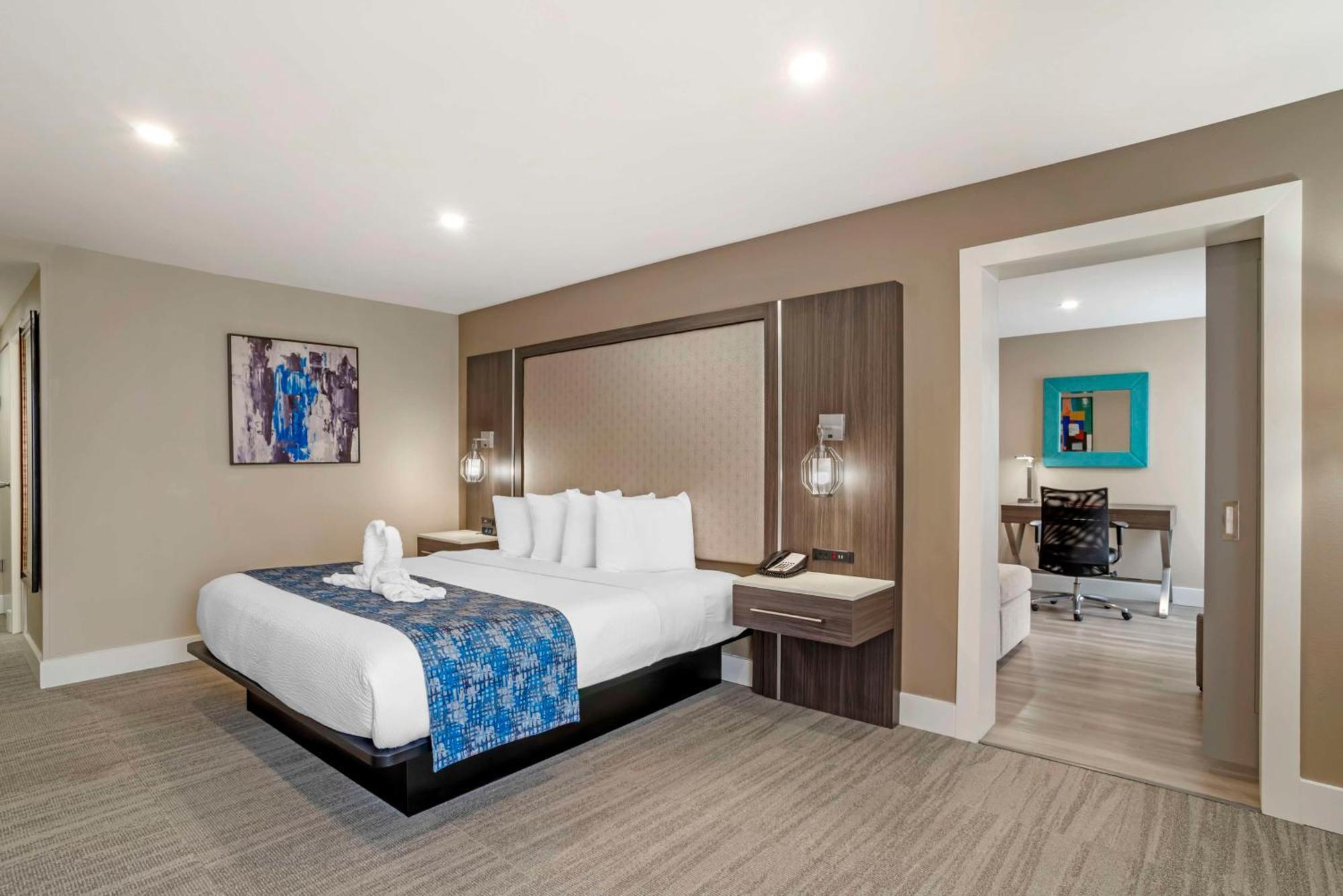 Best Western Plus Greenville I-385 Inn & Suites Exterior photo