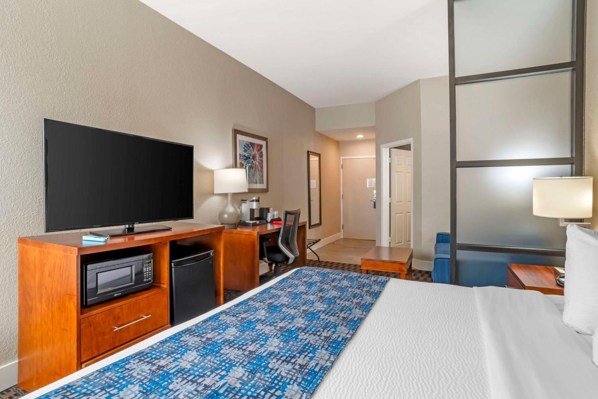 Best Western Plus Greenville I-385 Inn & Suites Exterior photo